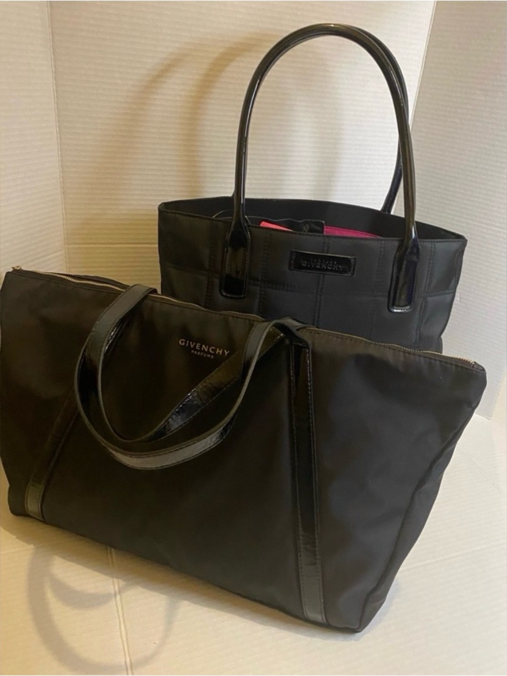 ✨Givenchy Parfums Tote Bag Set of 3 – Like New ✨ - Picture 8 of 10